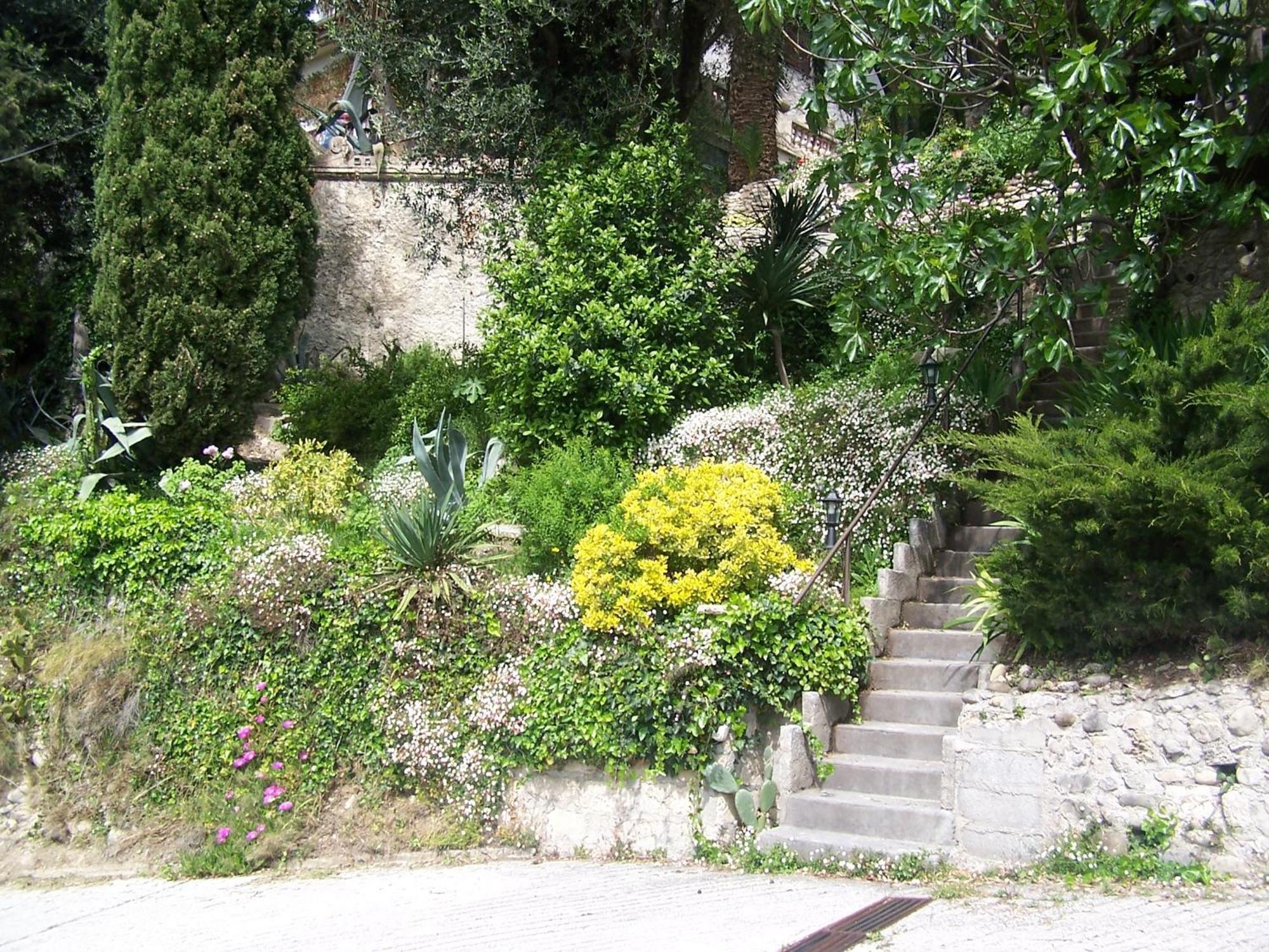 Castel Enchante Νίκαια Εξωτερικό φωτογραφία